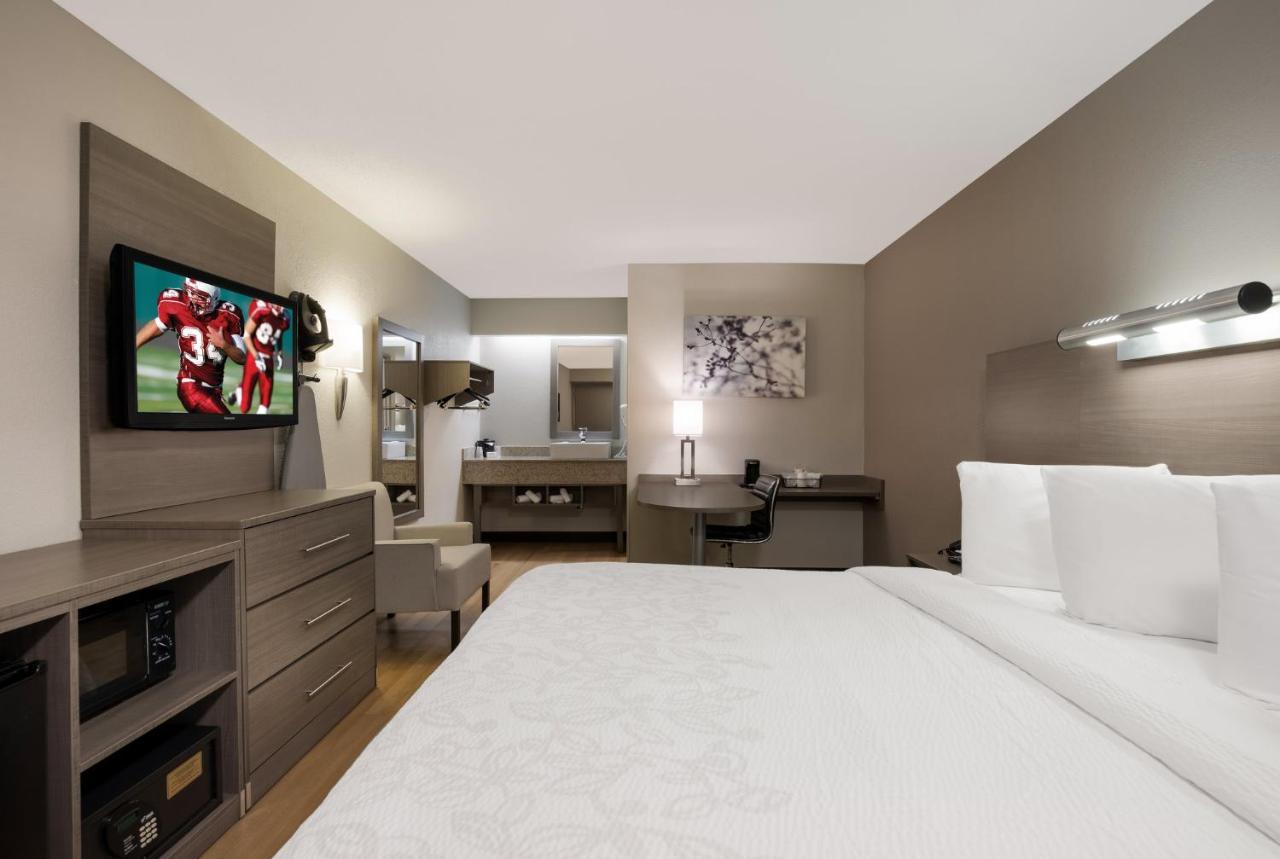 Superior King Room Smoke Free