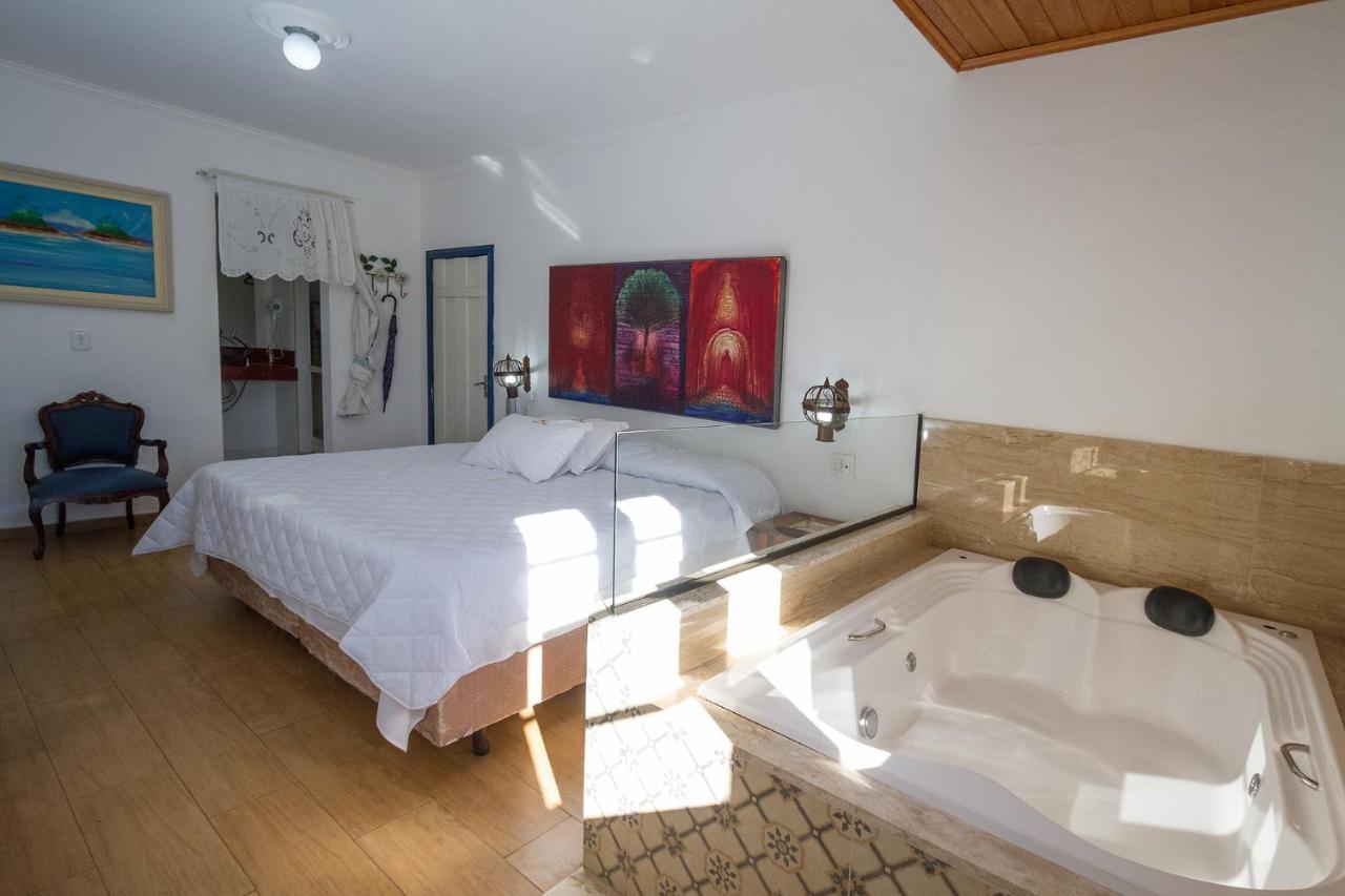 King Room Spa Bath