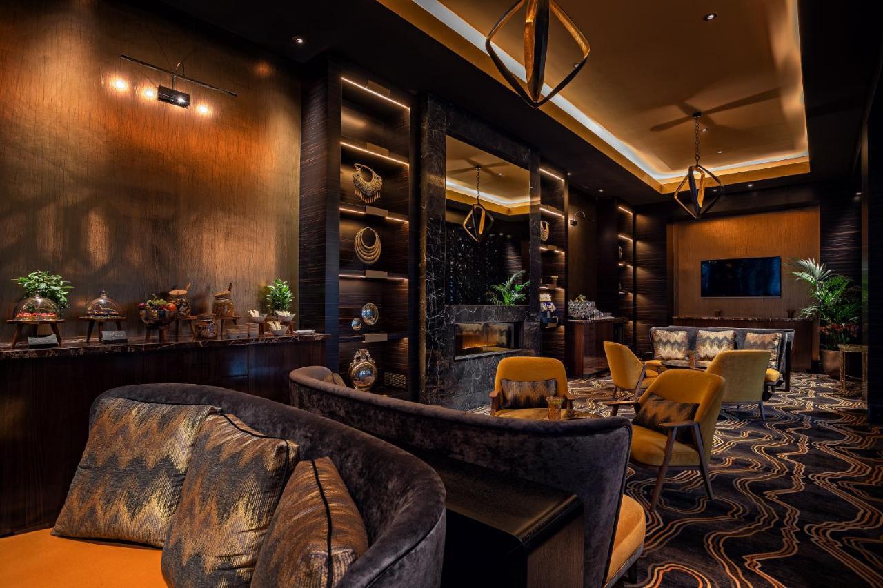 King Room Club Access