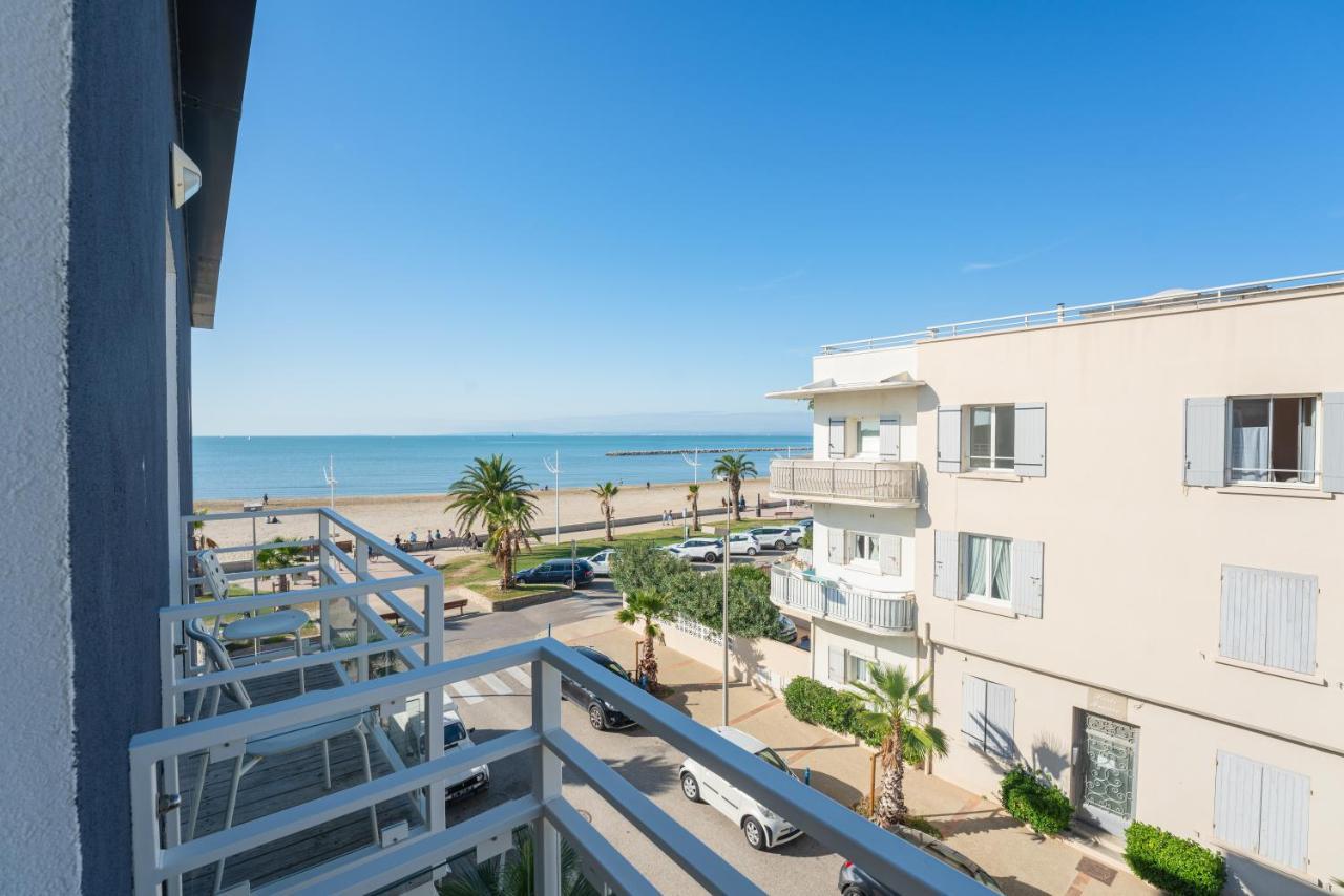 Double or Twin Room Side Sea View