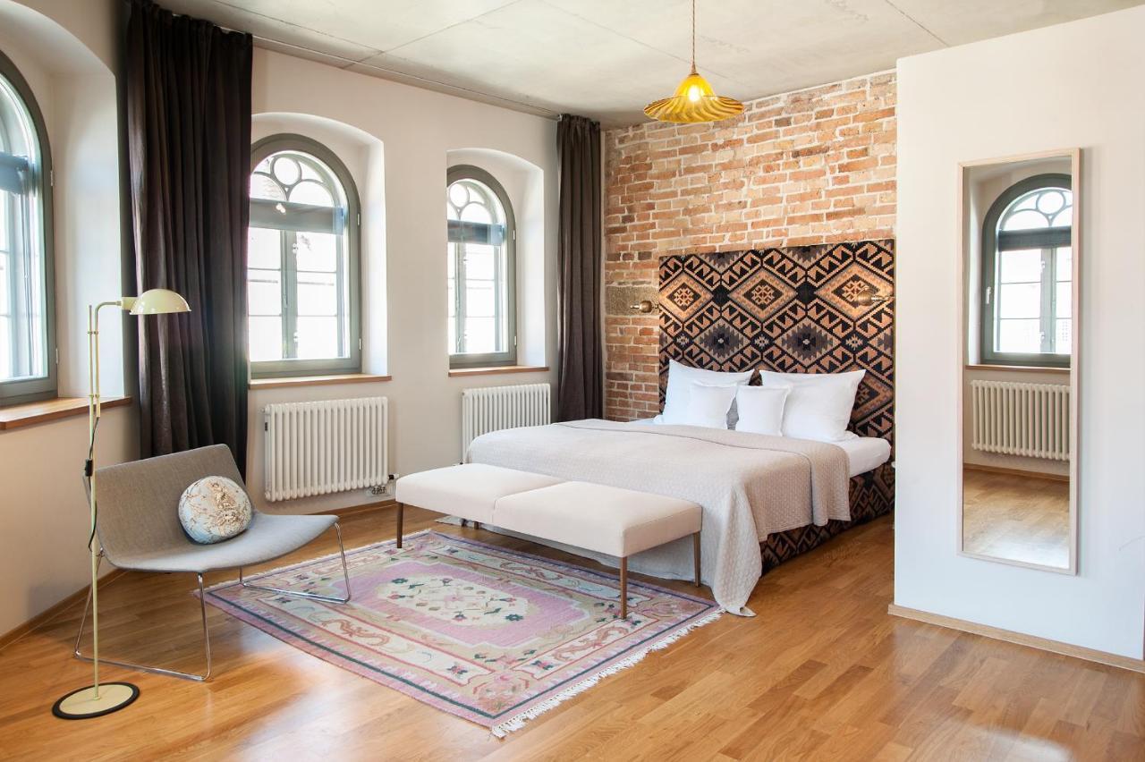 Double Room M Old Town View