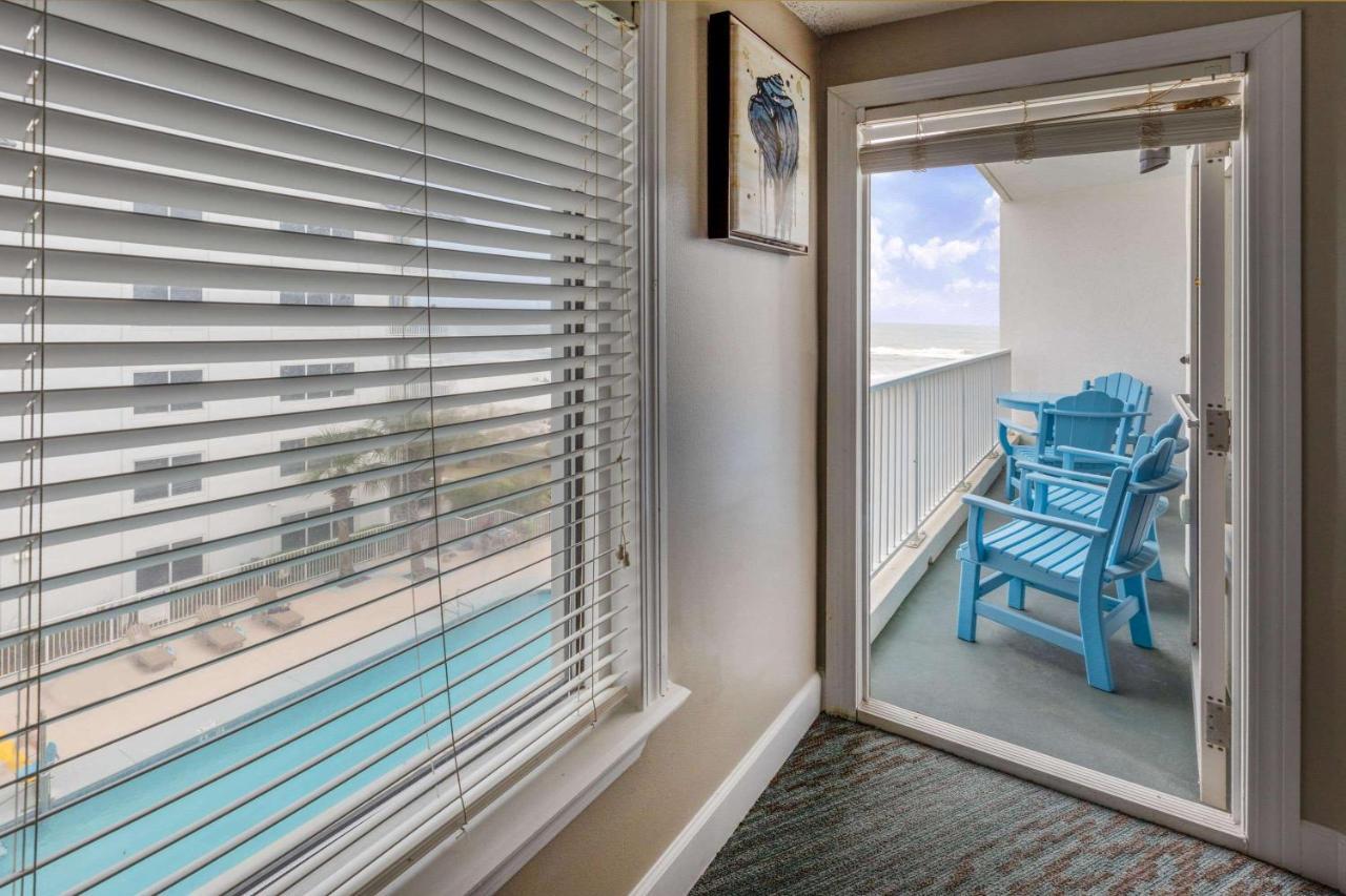 One-Bedroom King Apartment Ocean View Non-Smoking