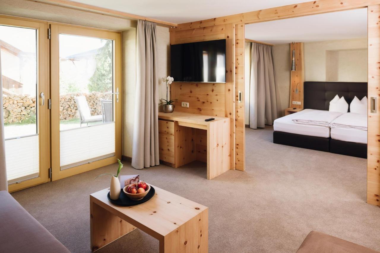 Suite with Garden View,1342568267:JPEG