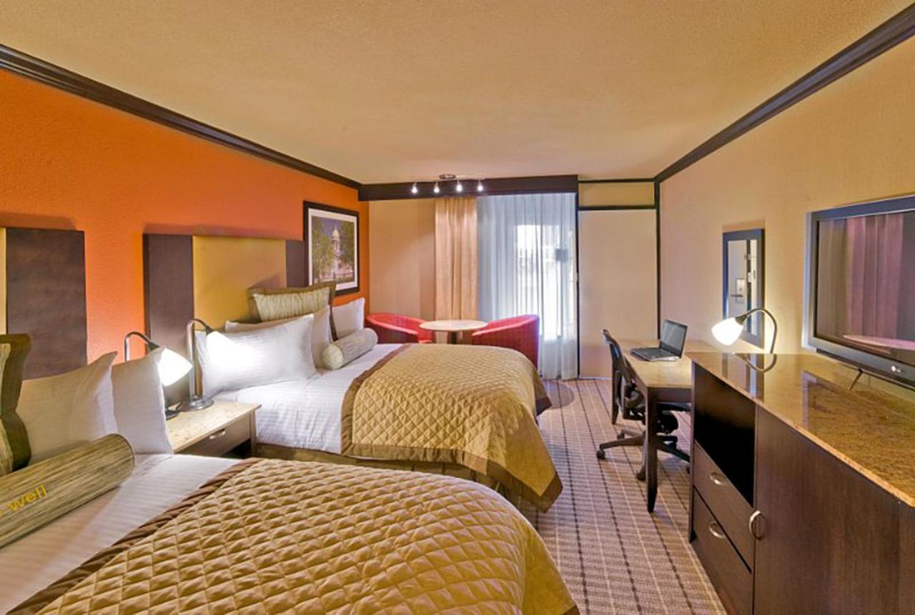 Double Room Two Double Beds Non-Smoking