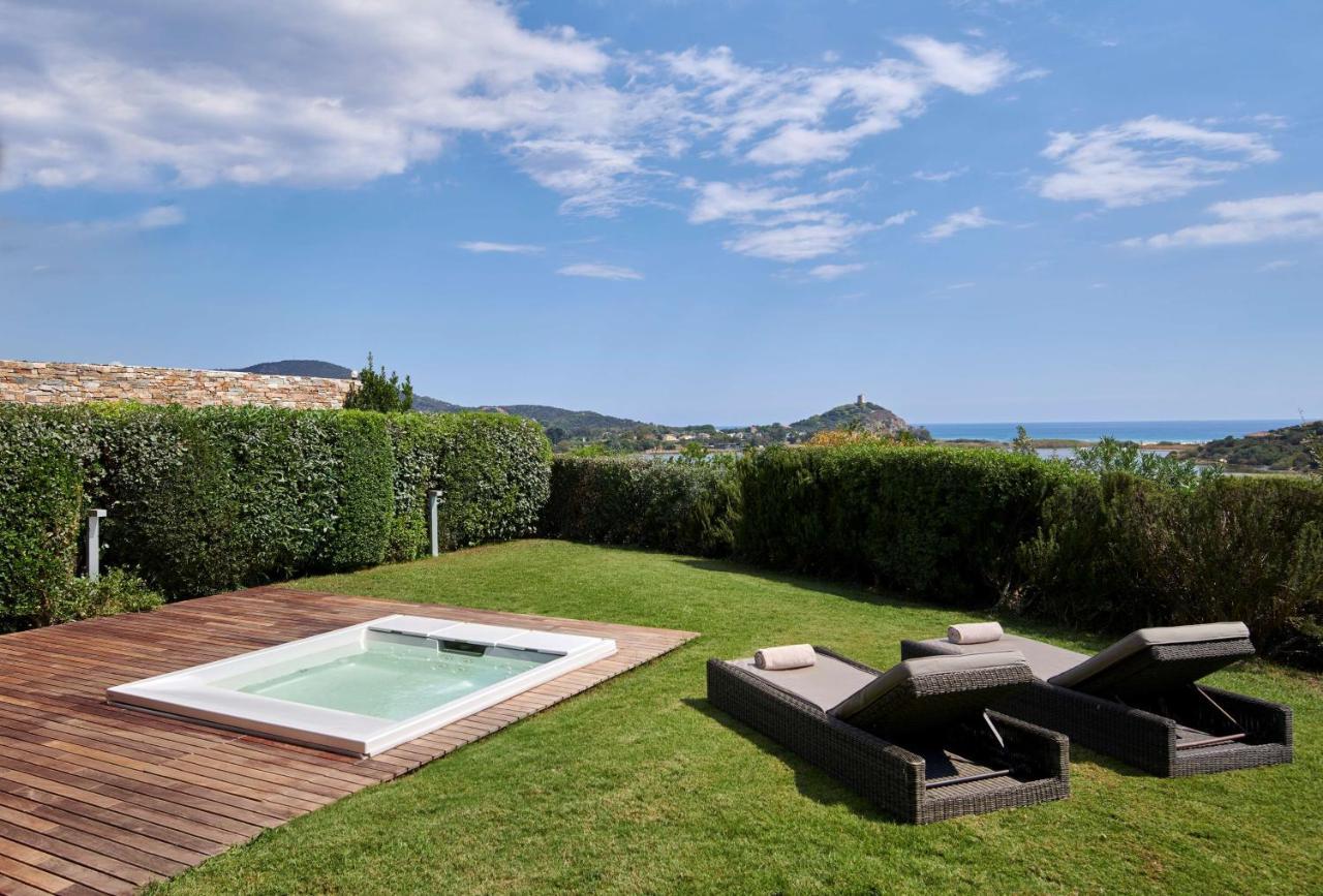 Junior King Suite Garden Hot Tub
