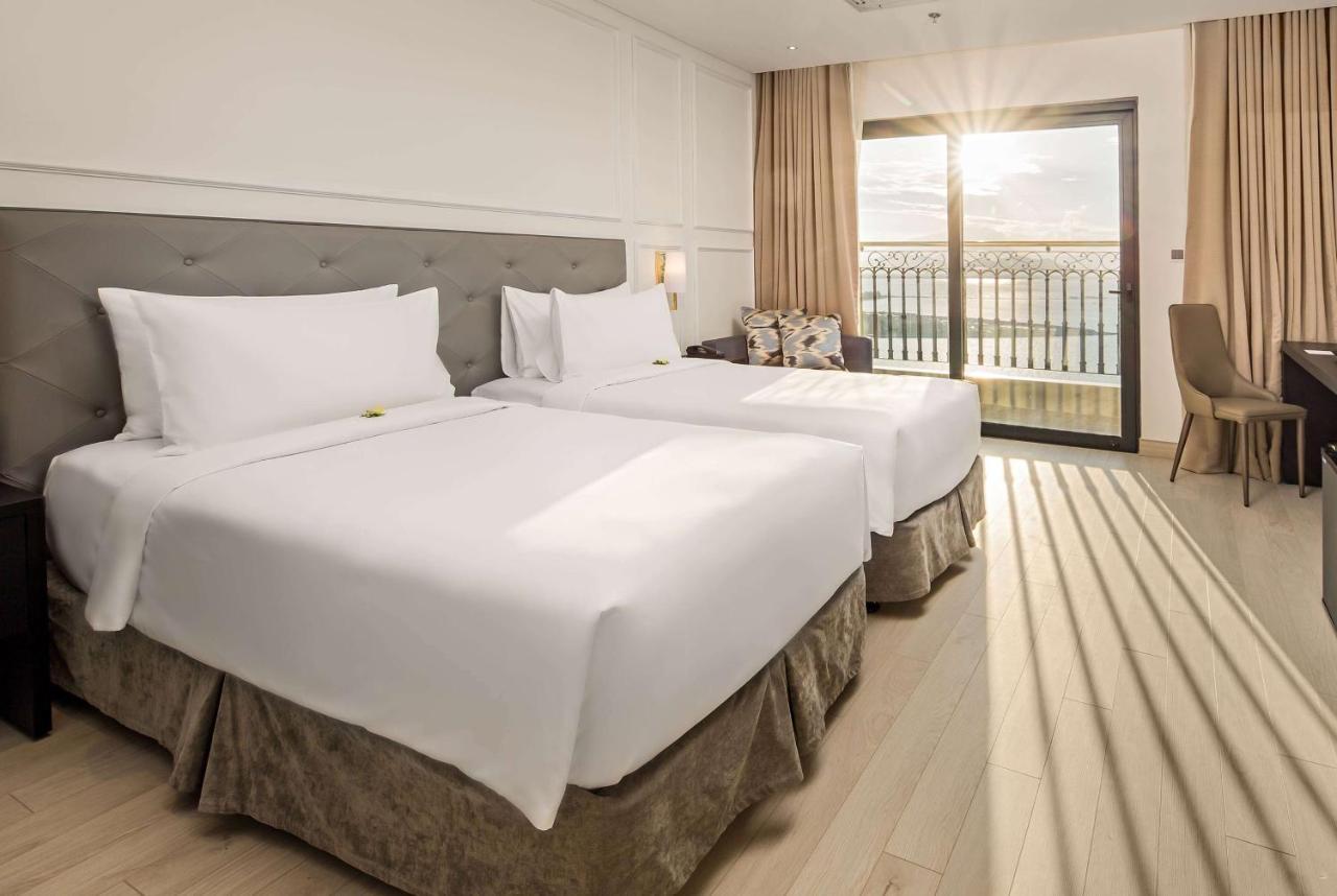 Deluxe Twin Room Balcony Bay View Afternoon tea per