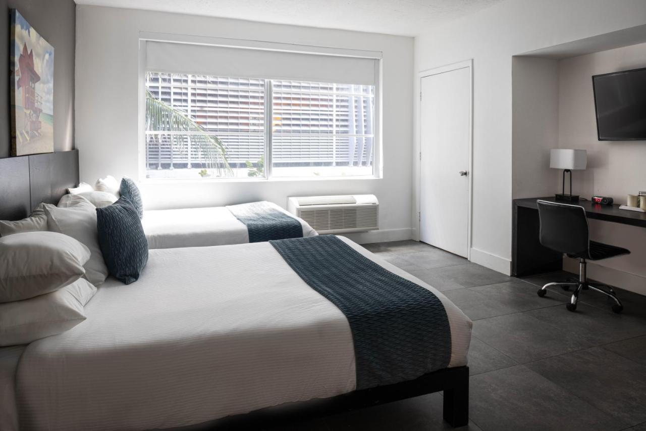 Double Room Two Double Beds Non-Smoking
