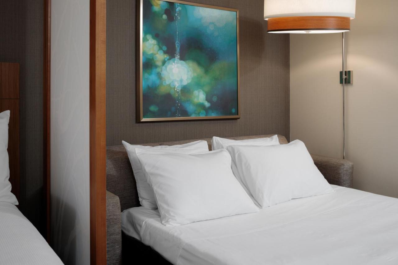 Queen Room with Two Queen Beds - Mobility Accessible