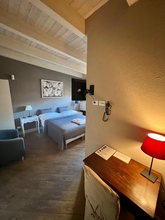 Deluxe Double or Twin Room Pool Access