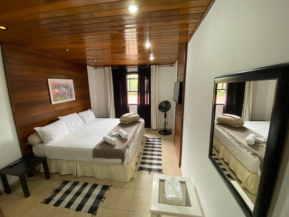 Quarto Família com Banheiro Privativo