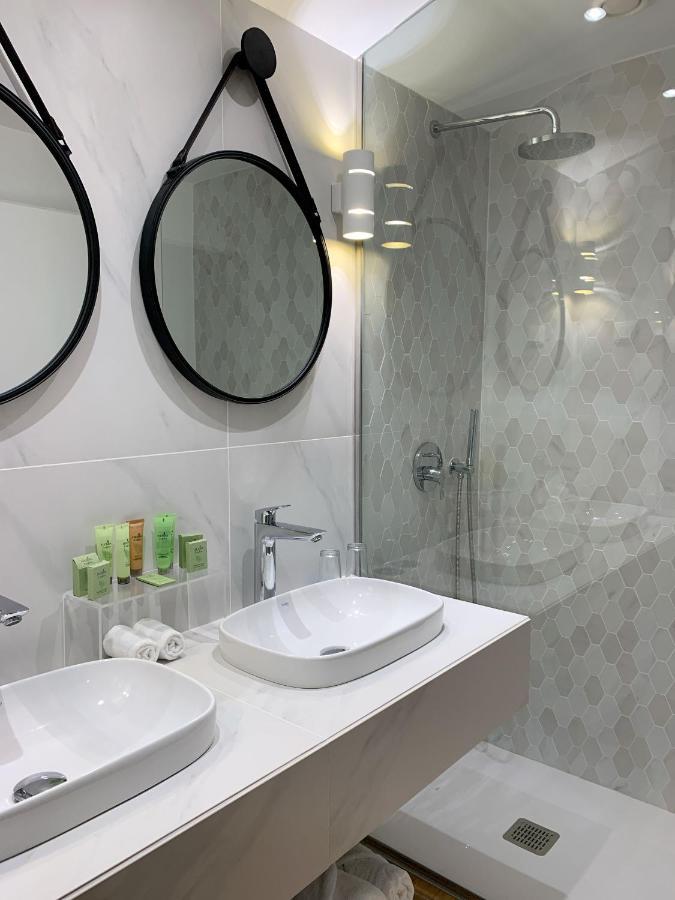 Suite Júnior com Vista Jardim