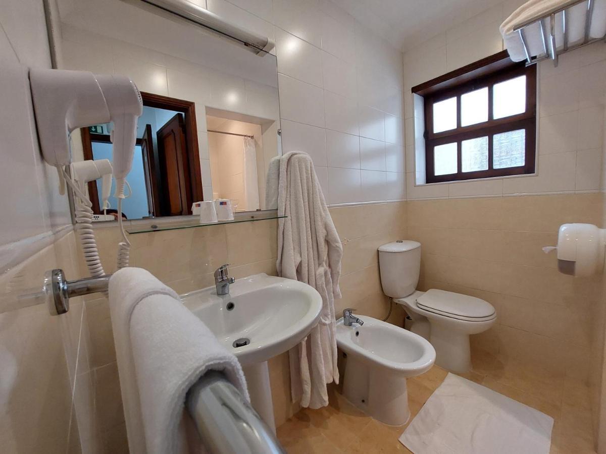 Economy Twin Room Balcony