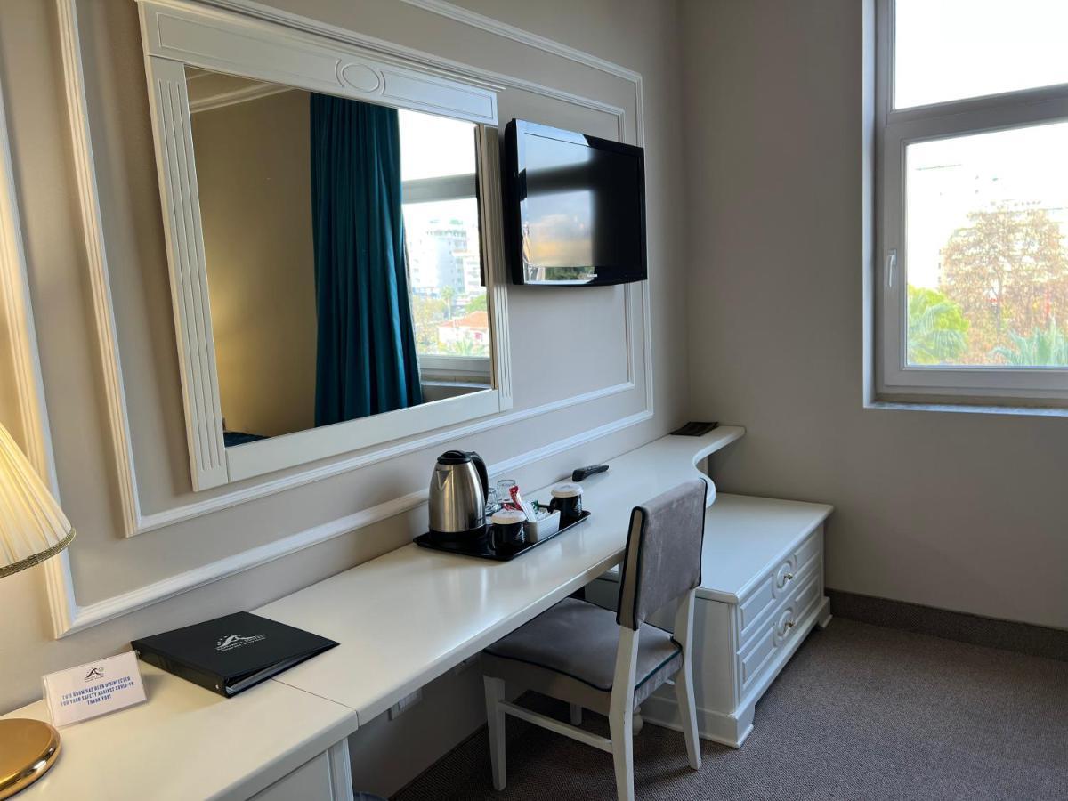 Standard Double or Twin Room Pool View
