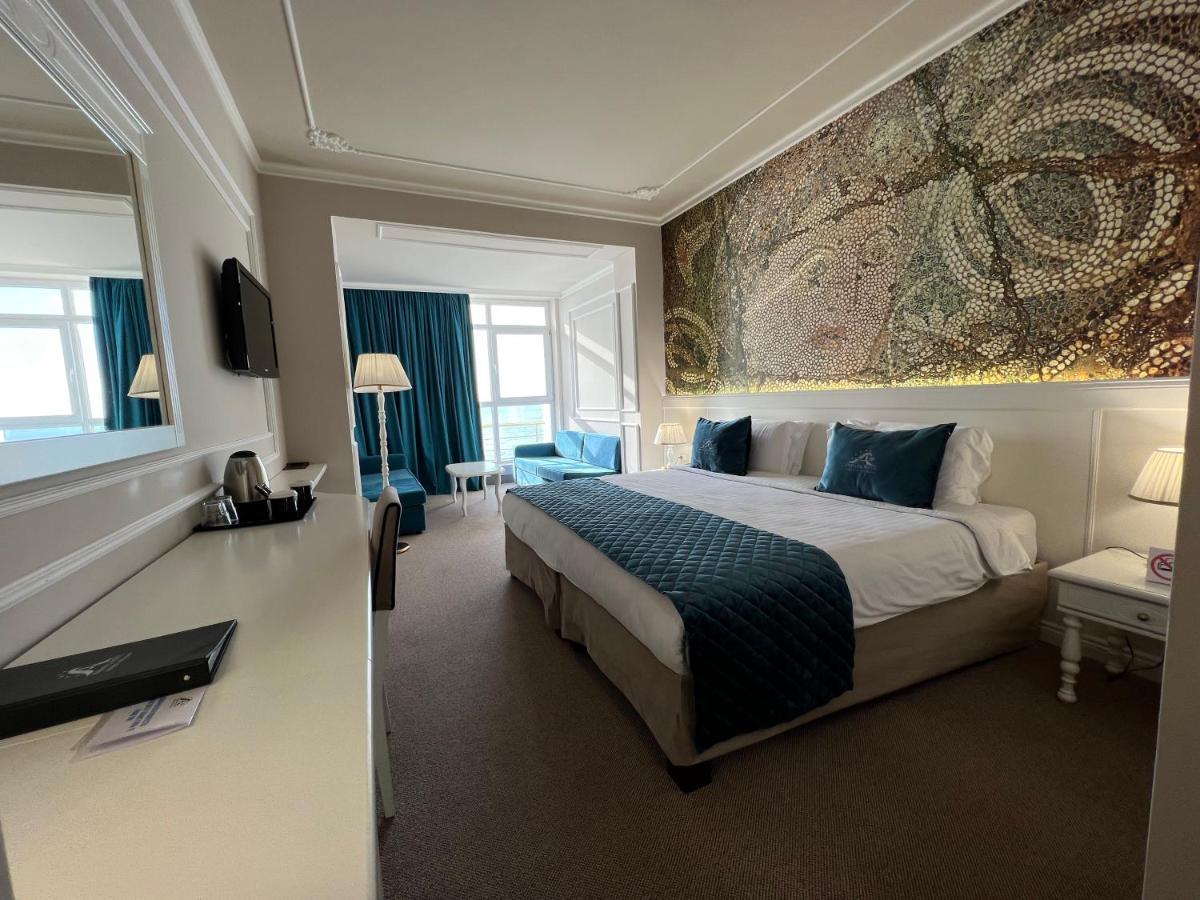 Superior Double or Twin Room Sea View