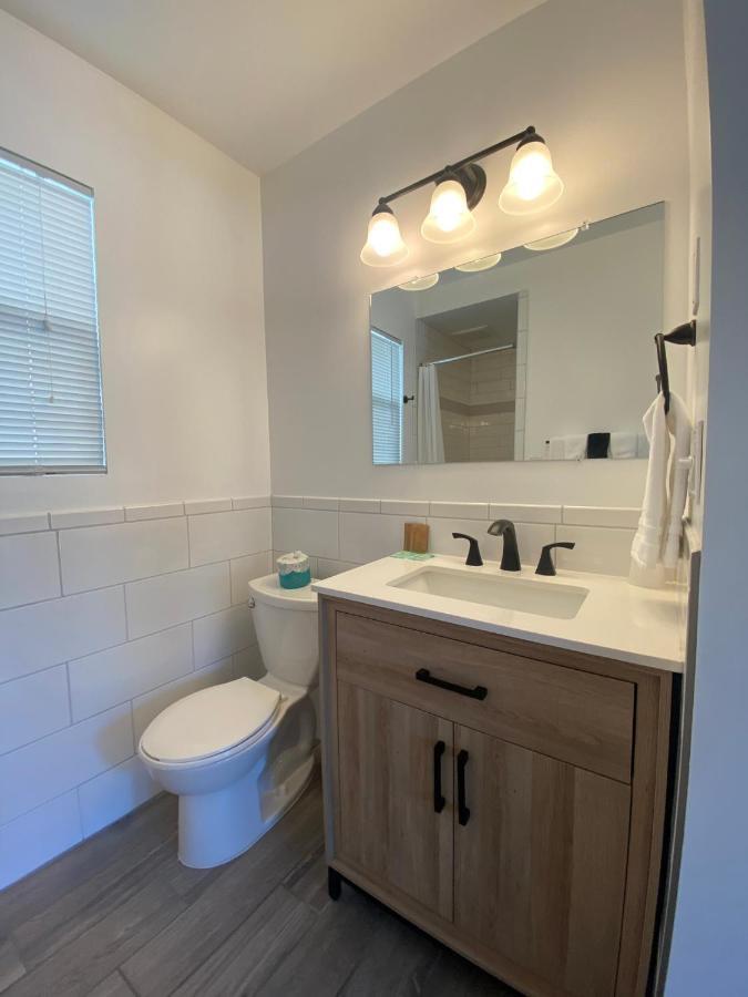 Modern Queen Room