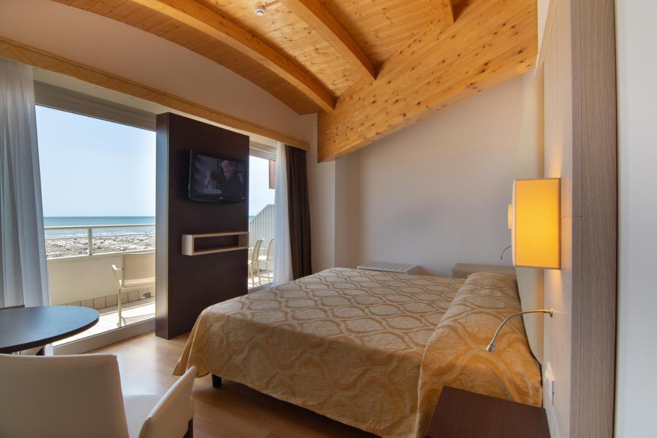 Deluxe Double Room Sea View