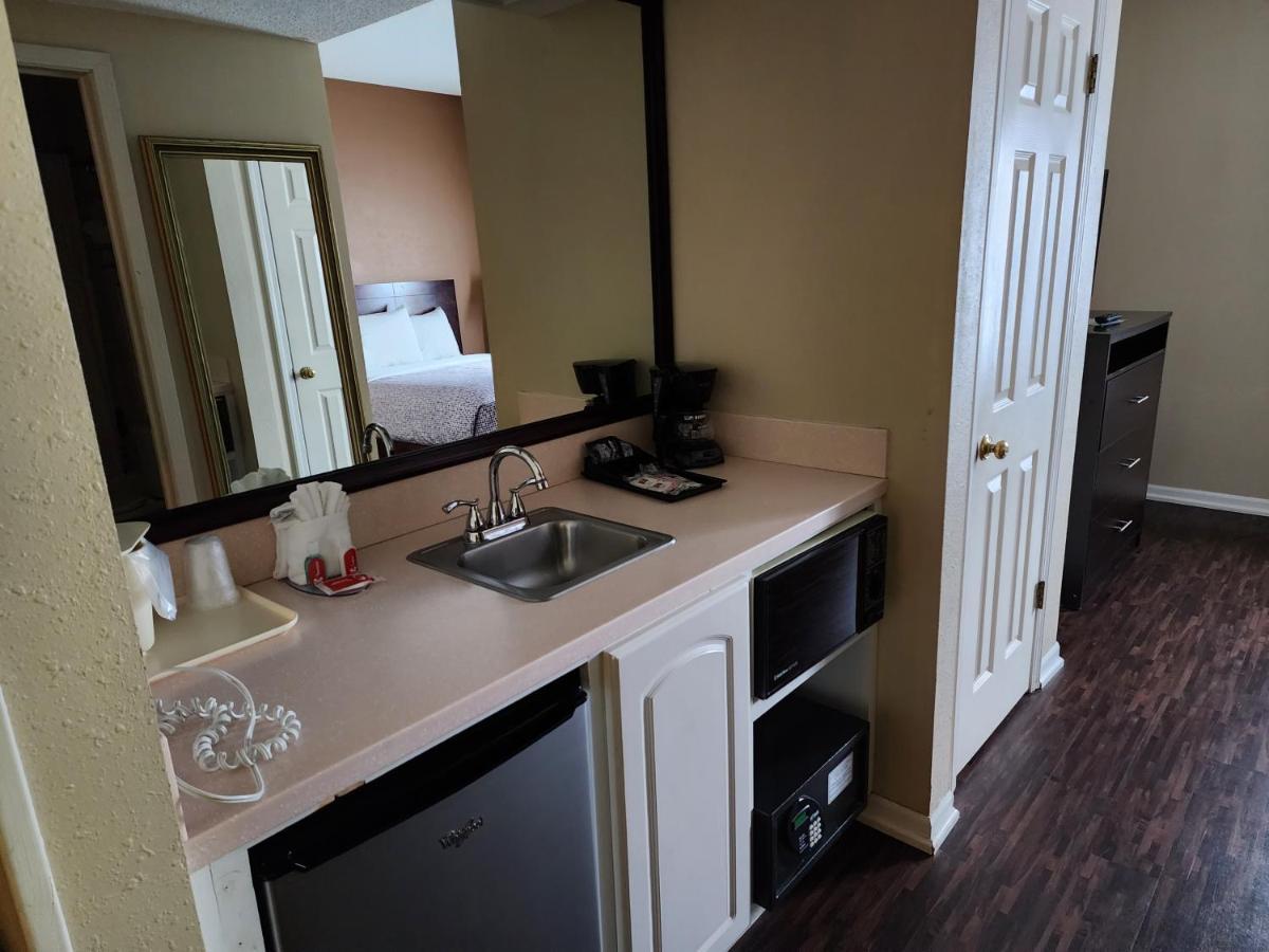 Queen Suite