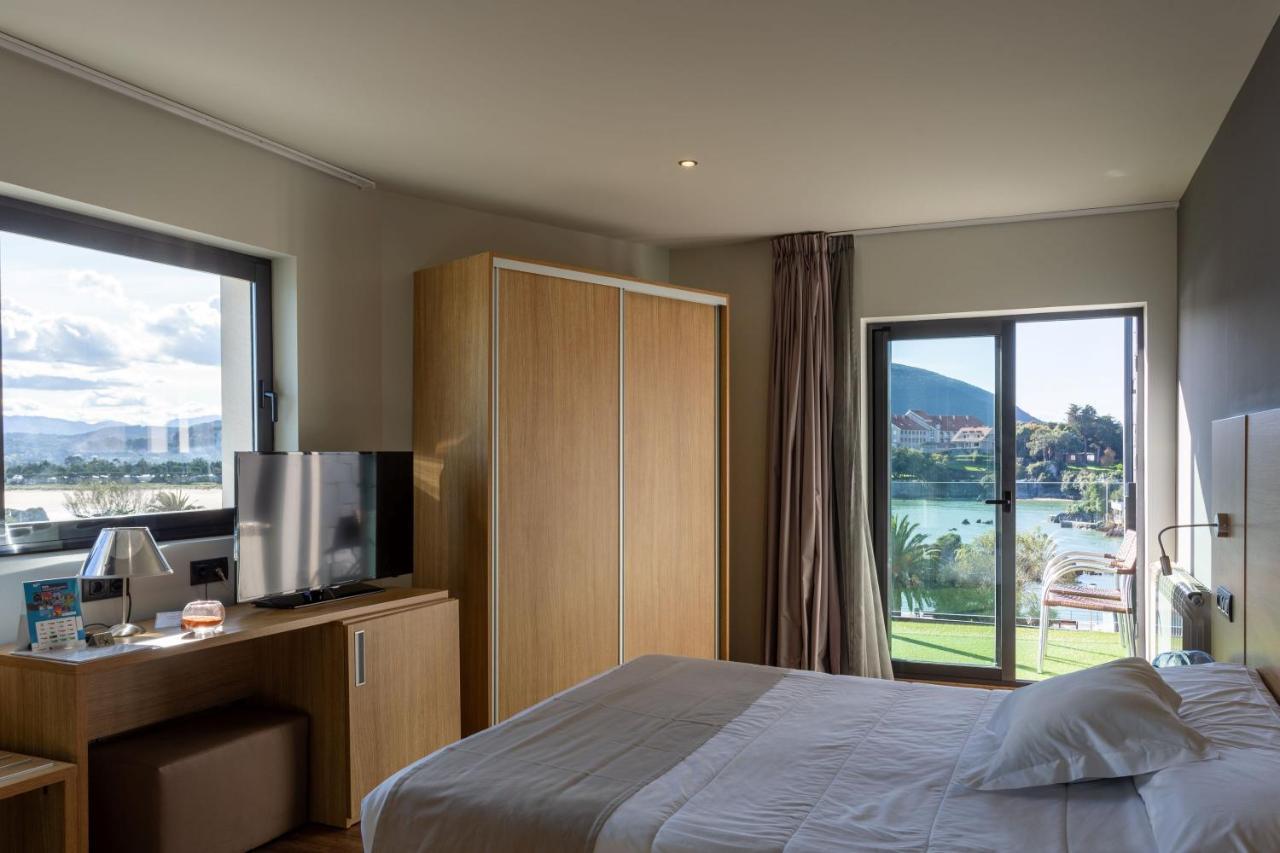 Double or Twin Room Terrace