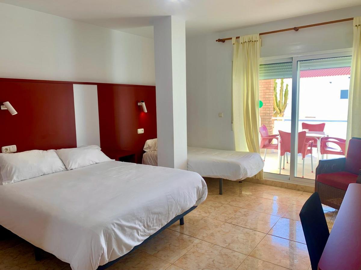 Double or Twin Room Side Sea View