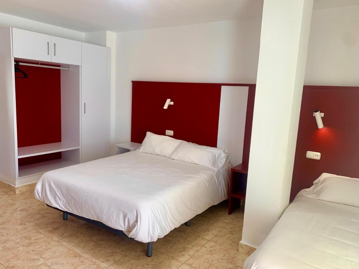 Double or Twin Room Side Sea View