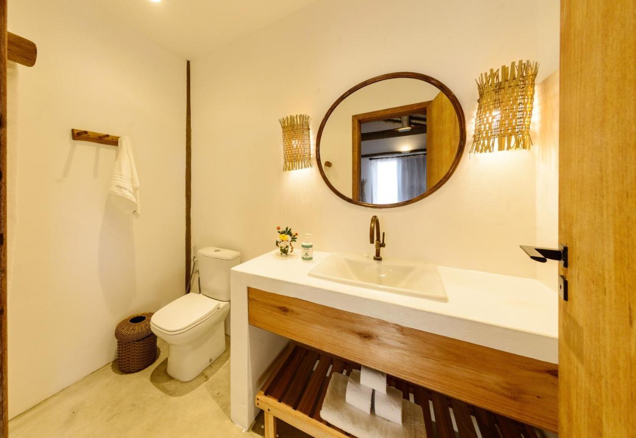 Deluxe Queen Suite