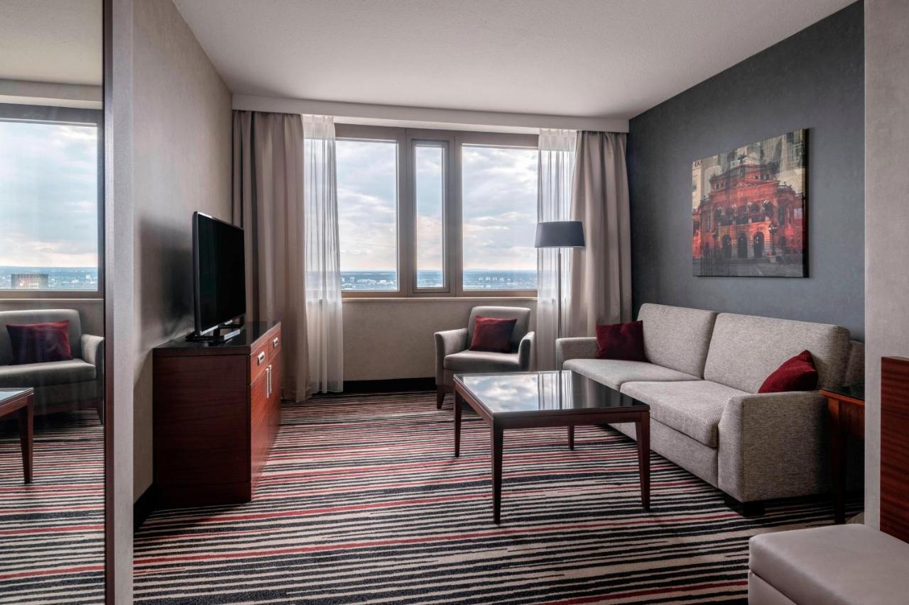 Junior Club Suite, M Club lounge access, 1 Bedroom Junior Suite, 1 King, High floor,1350939307:JPEG