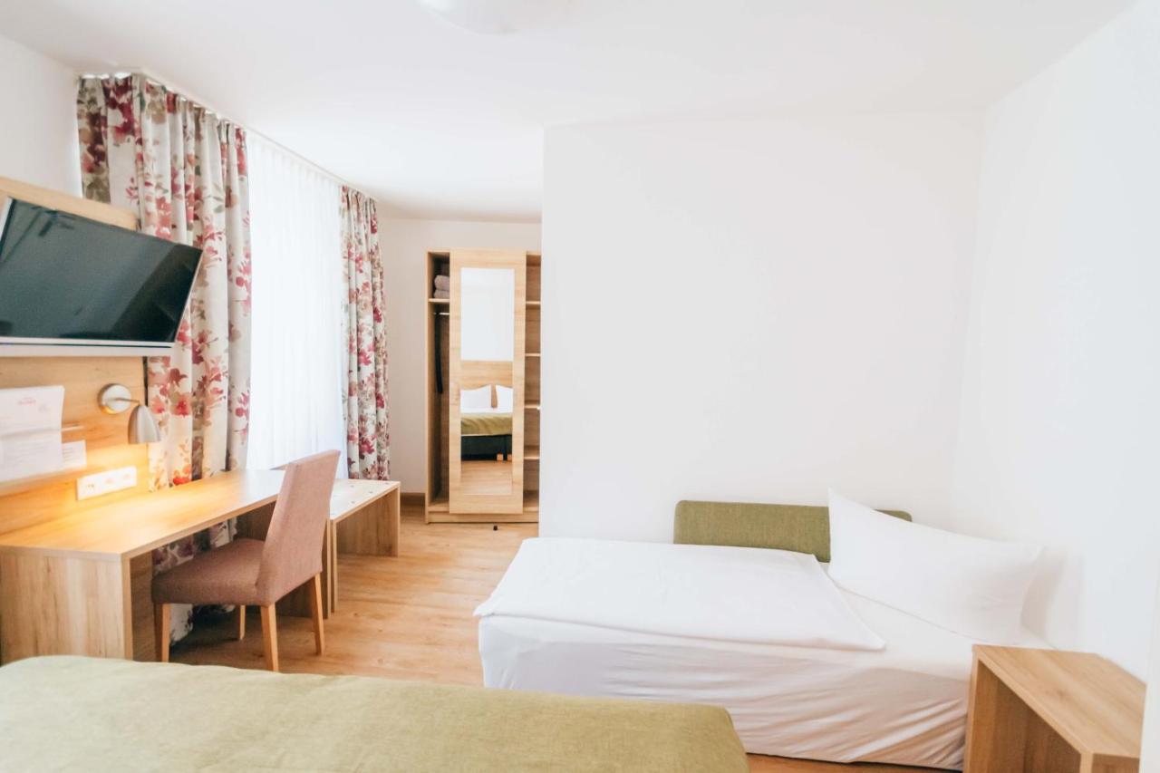 Classic Triple Room
