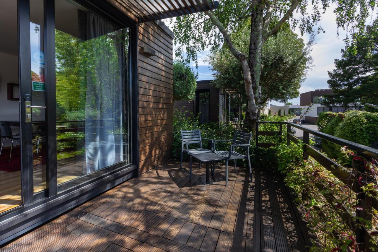 One-Bedroom Villa Spa Access