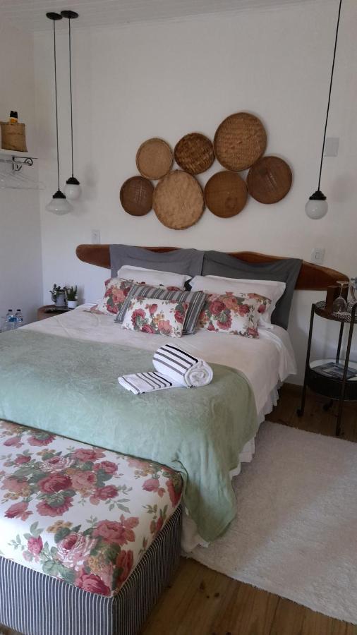 Deluxe Queen Suite