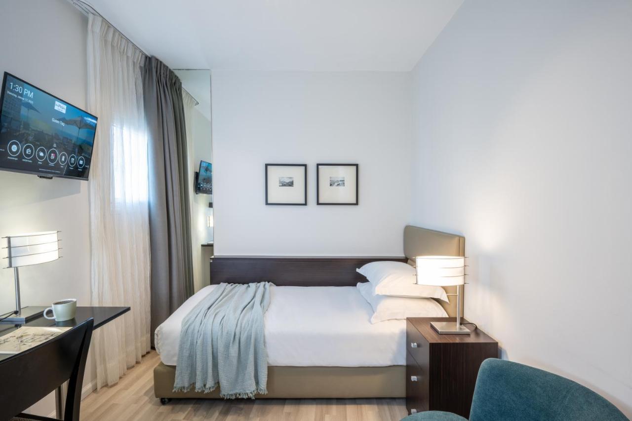 Small Single Room