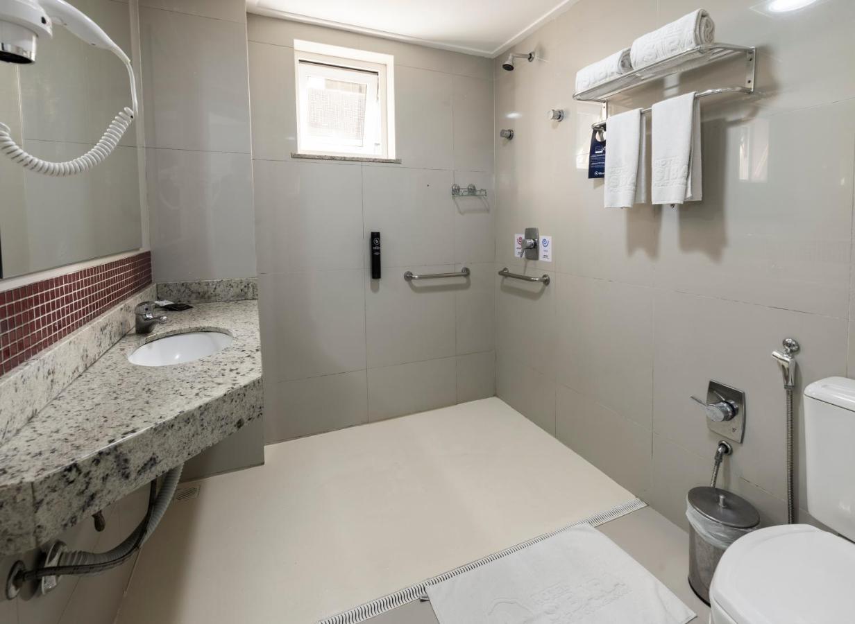Quarto com Cama de Casal Acessível para Hóspedes com Mobilidade Reduzida
