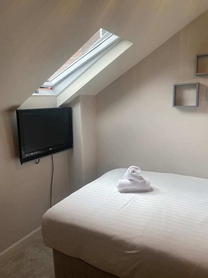 Double Room Private External Bathroom
