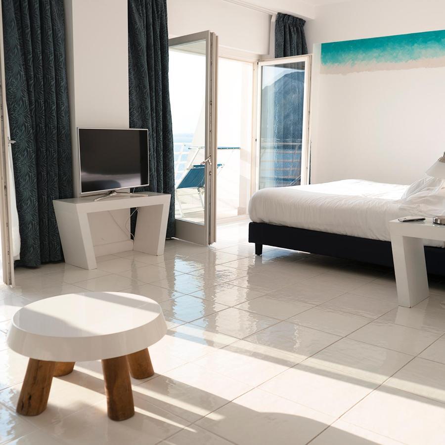Deluxe Junior Suite