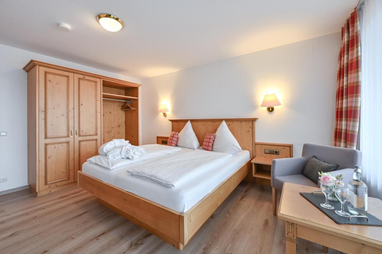 Double Room Lake View