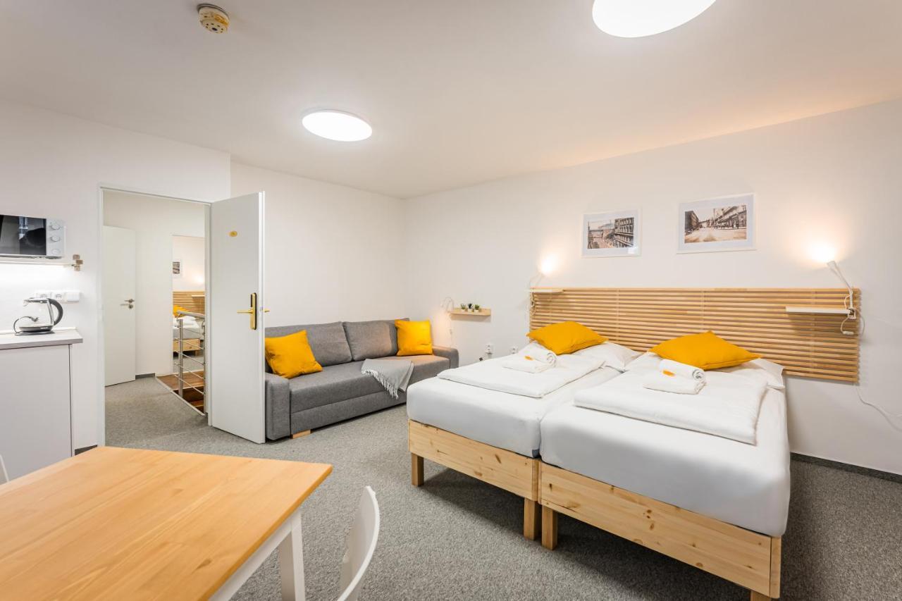 Familienzimmer mit Balkon