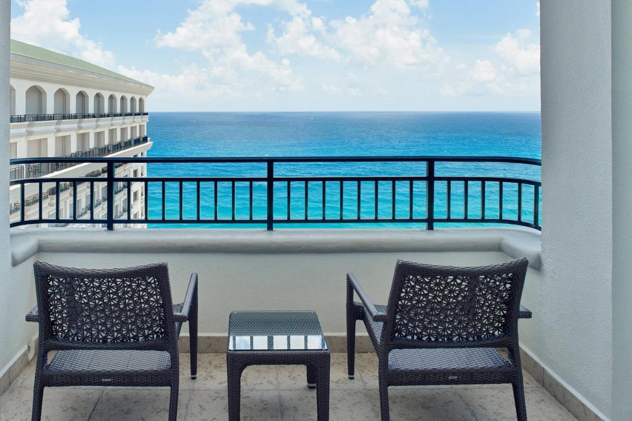 Premium Ocean View Deluxe King Balcony