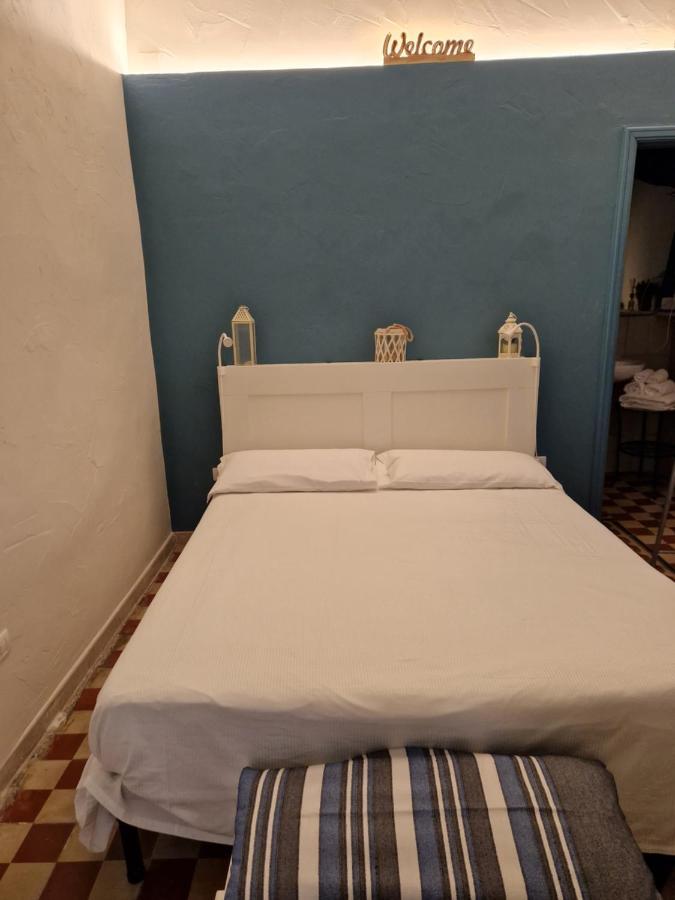 Double or Twin Room Private Bathroom