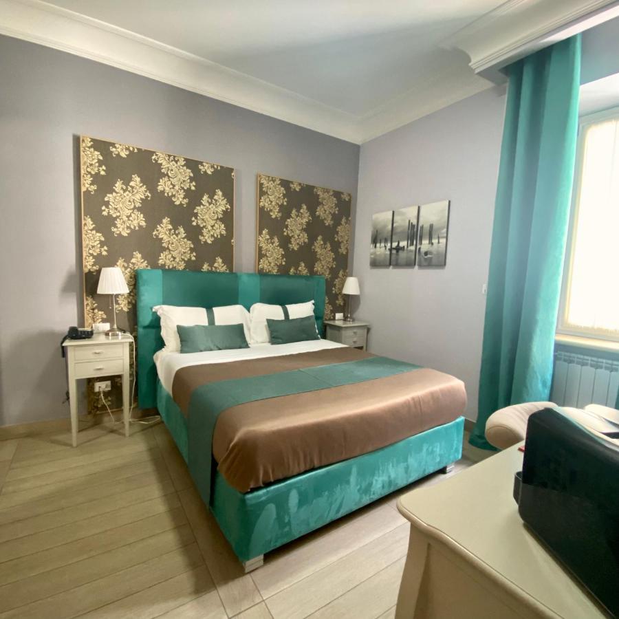 Double Room Private Bathroom