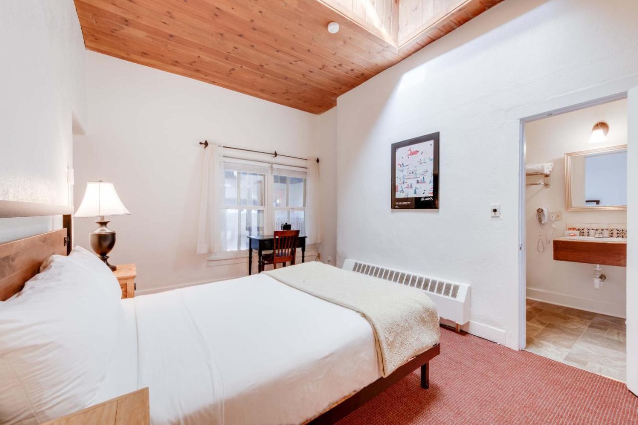 Small Double Room