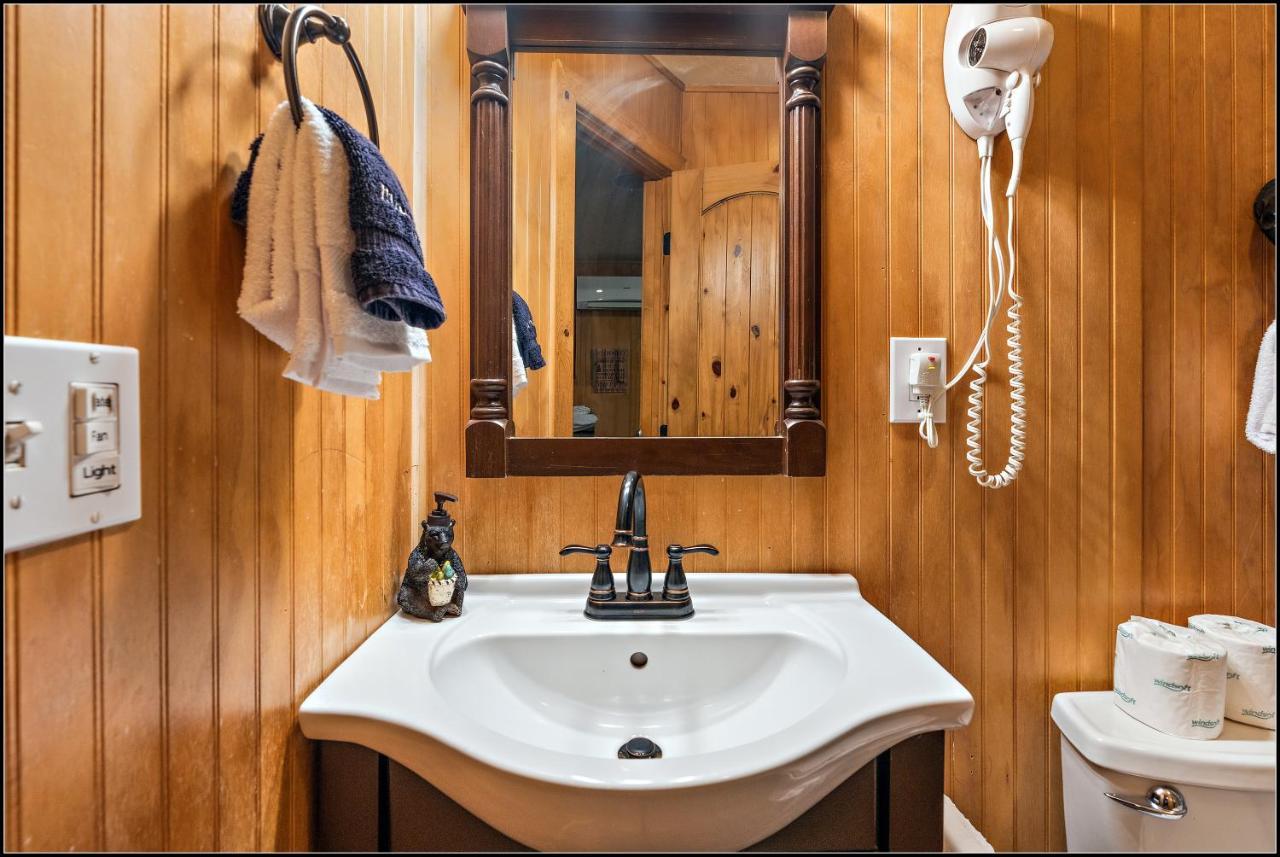 Bungalow #7