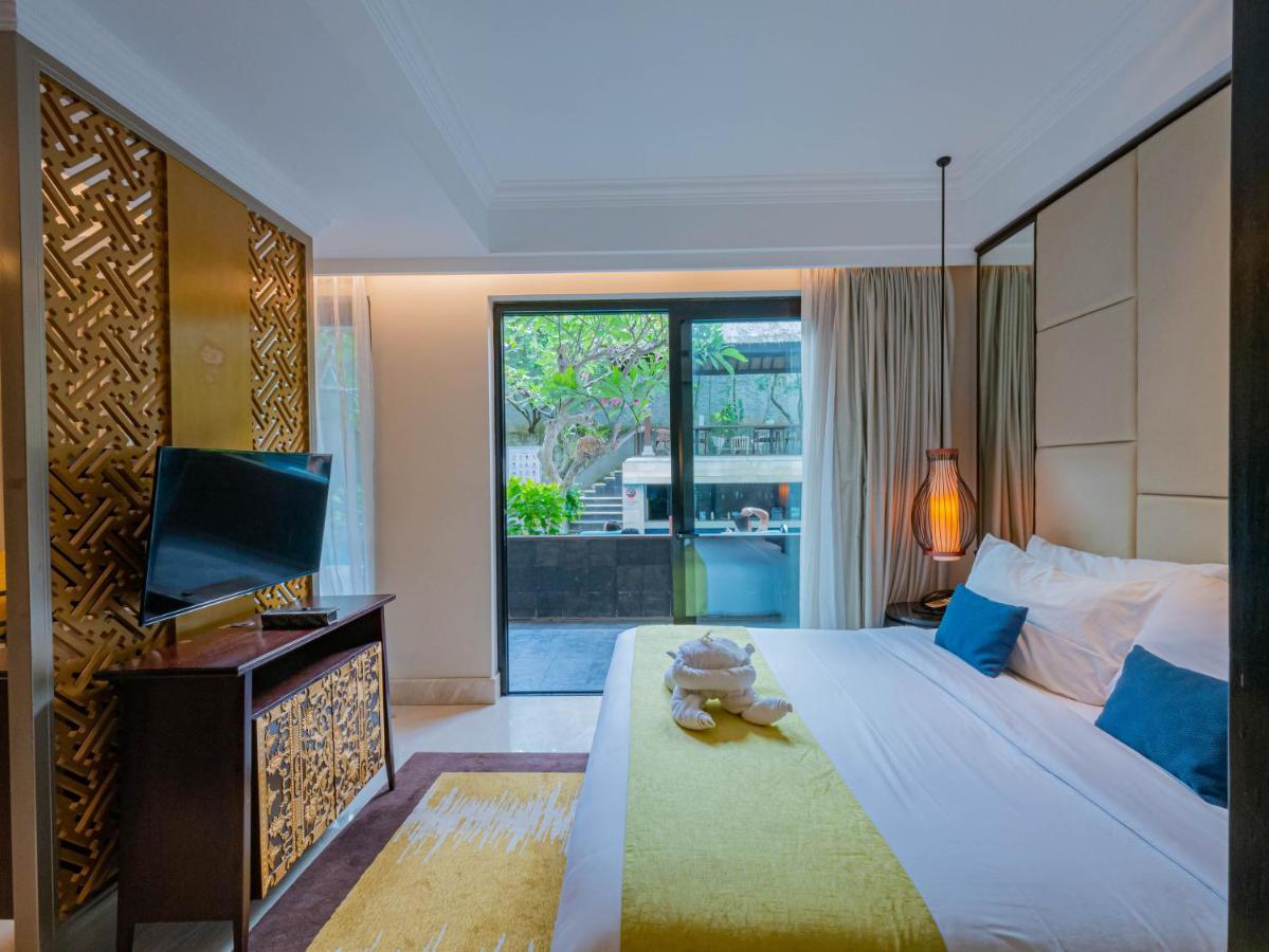 Premier Pool Access Room Daily Minibar