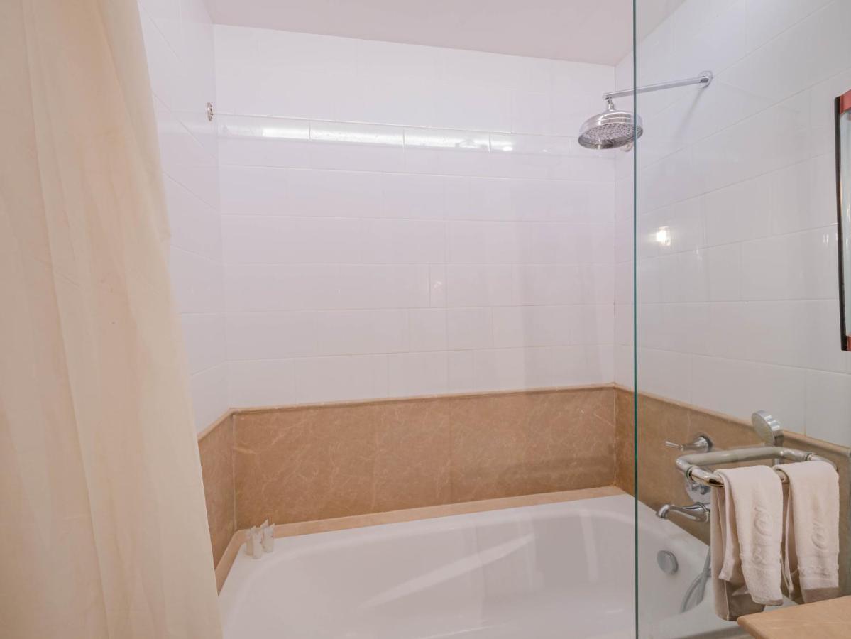 Premier Pool Access Room Daily Minibar