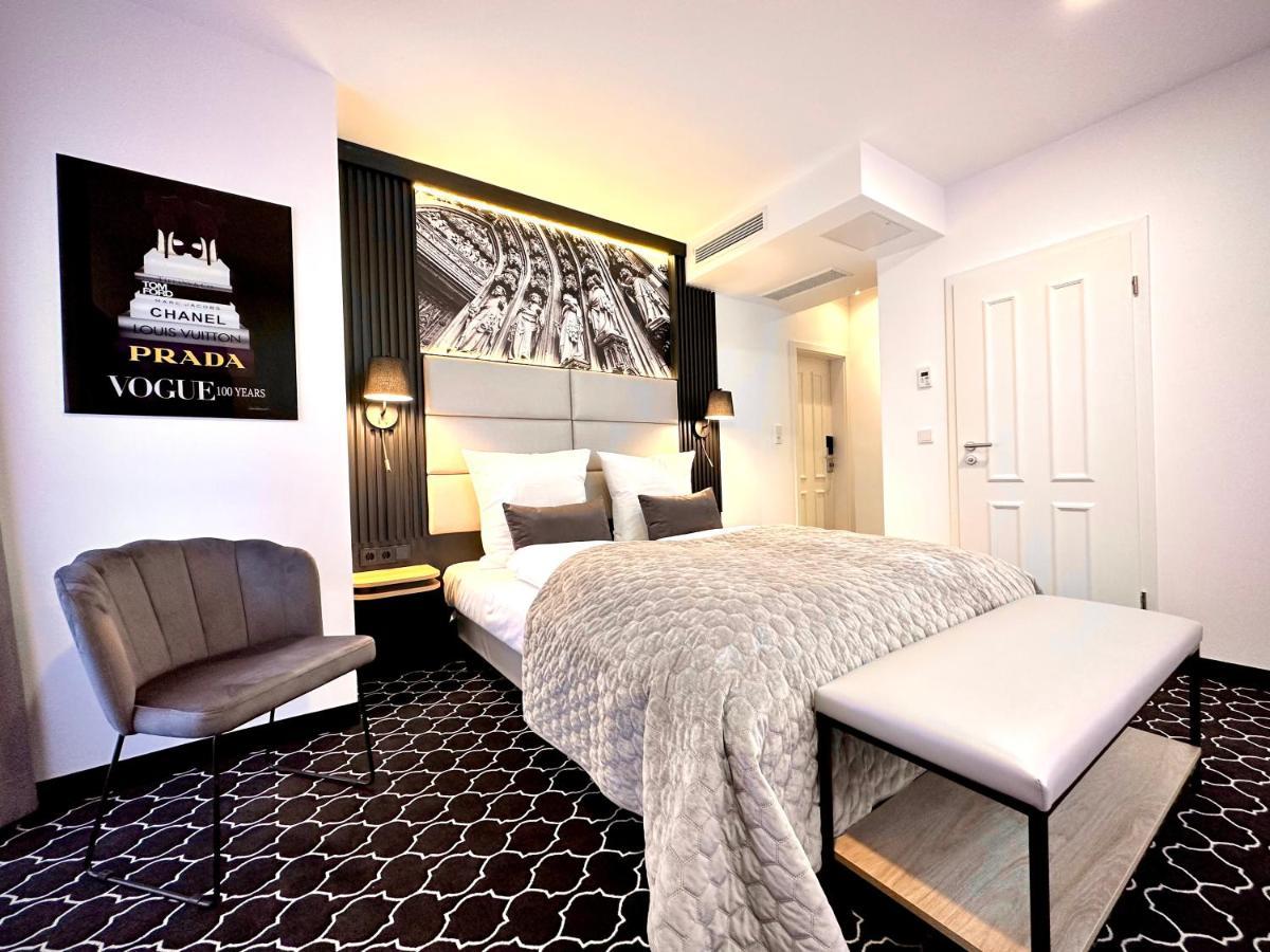 Large Double Room River View
