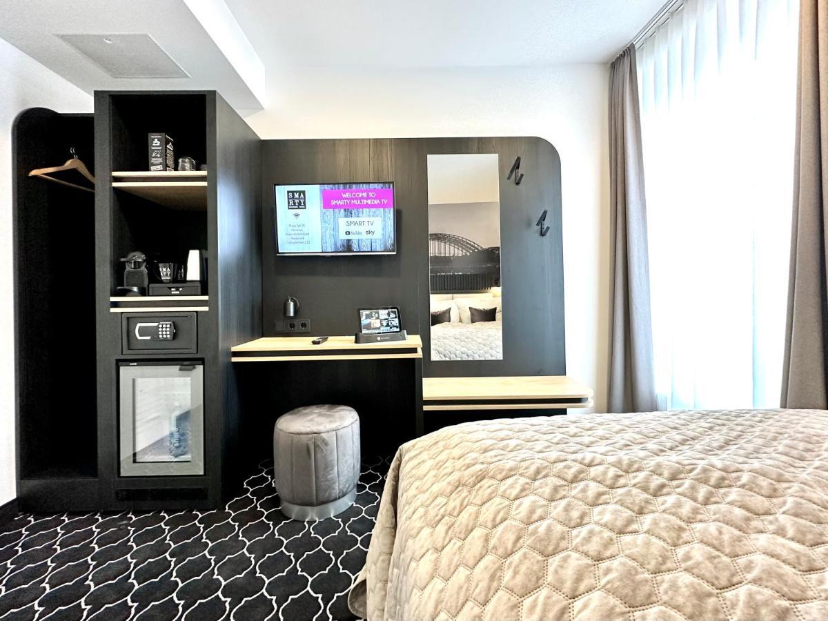 Single Room River View