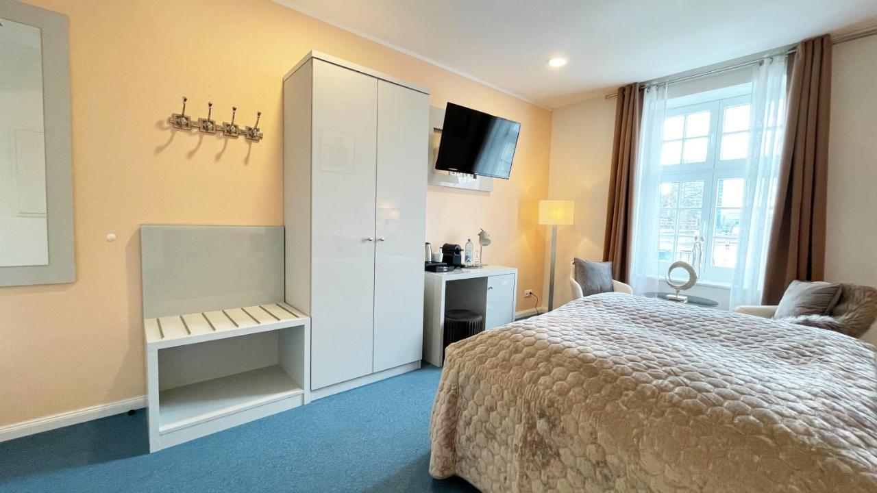 Large Double Room River View