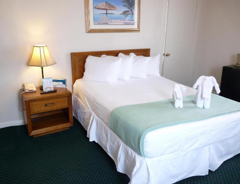 Queen Room Ocean Front