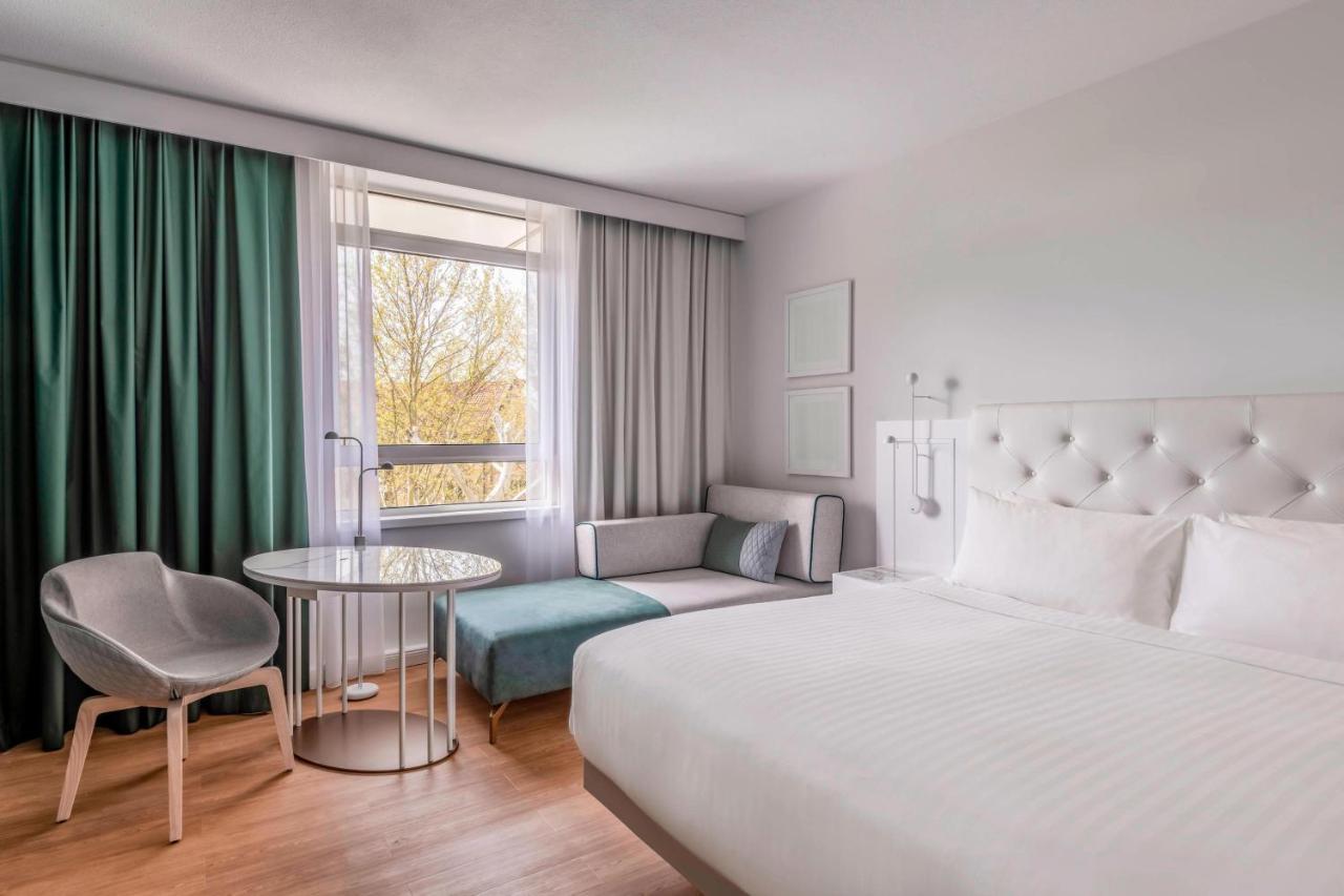 Deluxe Zimmer mit Kingsize-Bett