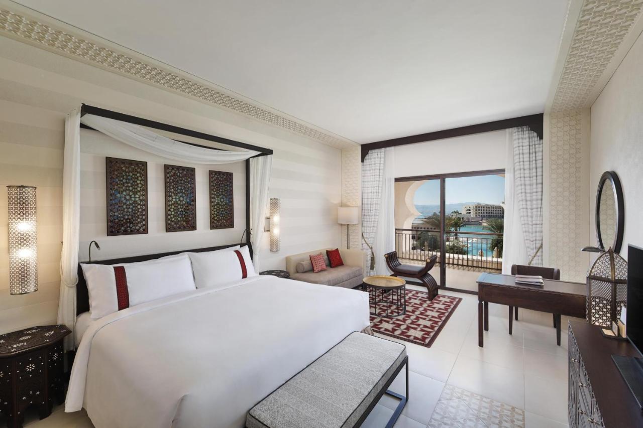 Superior King Room Balcony