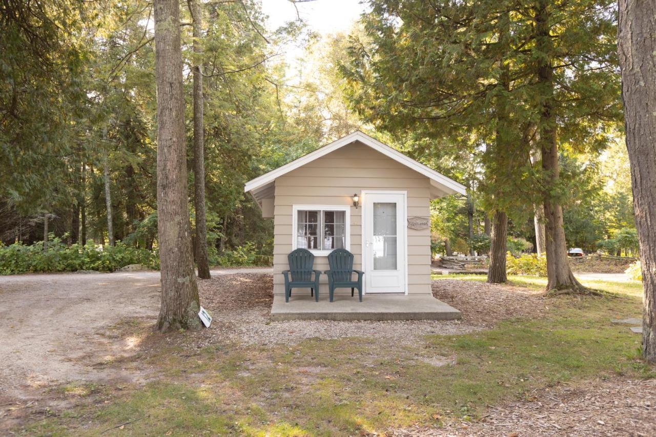 One-Bedroom Cottage