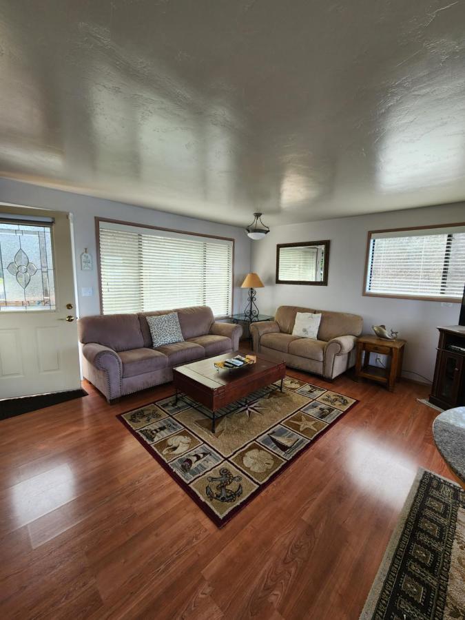 Waterfront Condo Upper Unit